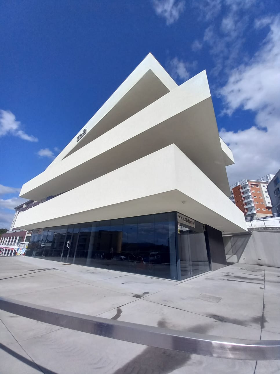 Fachada depois da limpeza 3