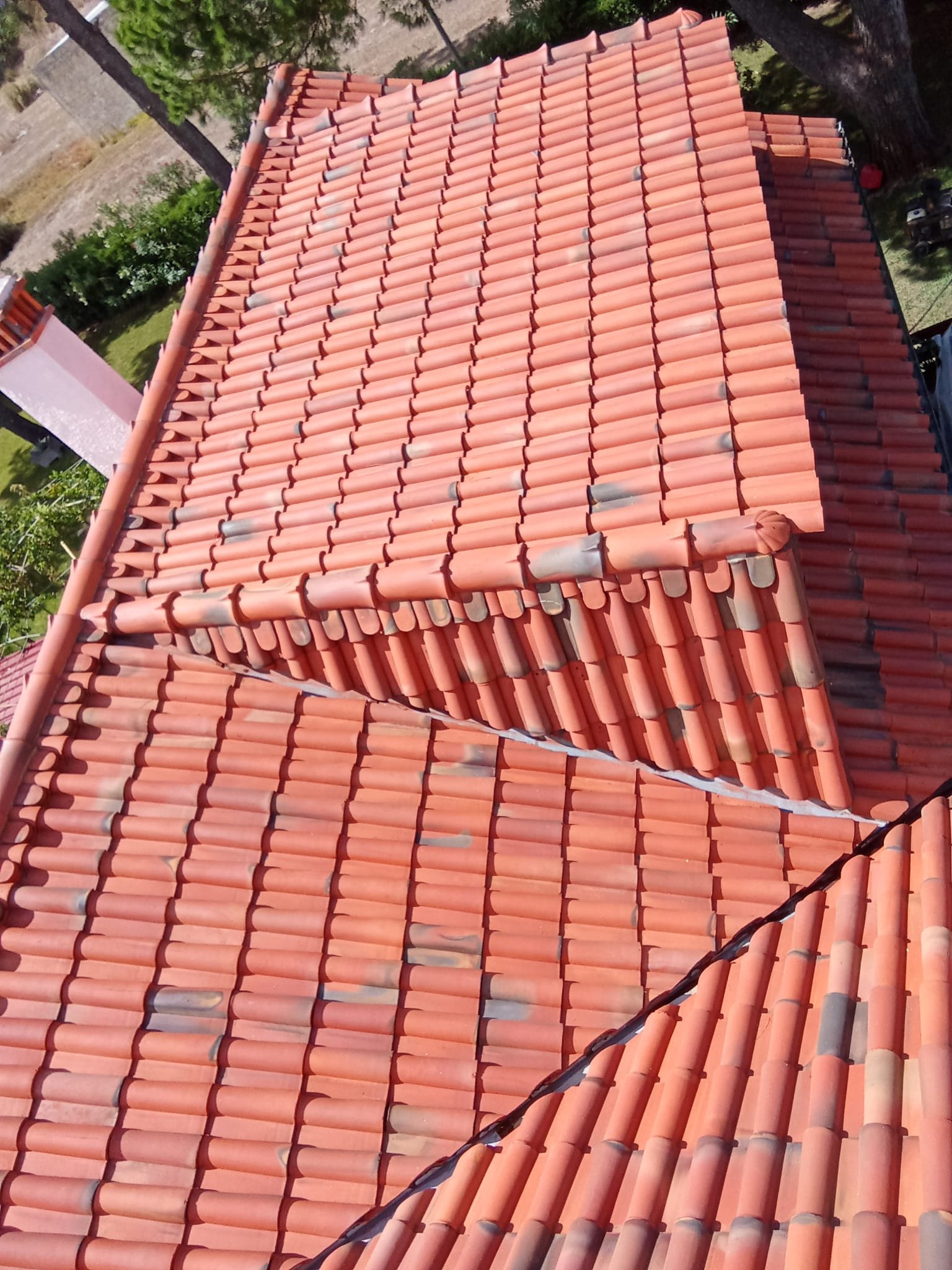 Água do telhado em Óbidos com telha limpa depois do SoftWash